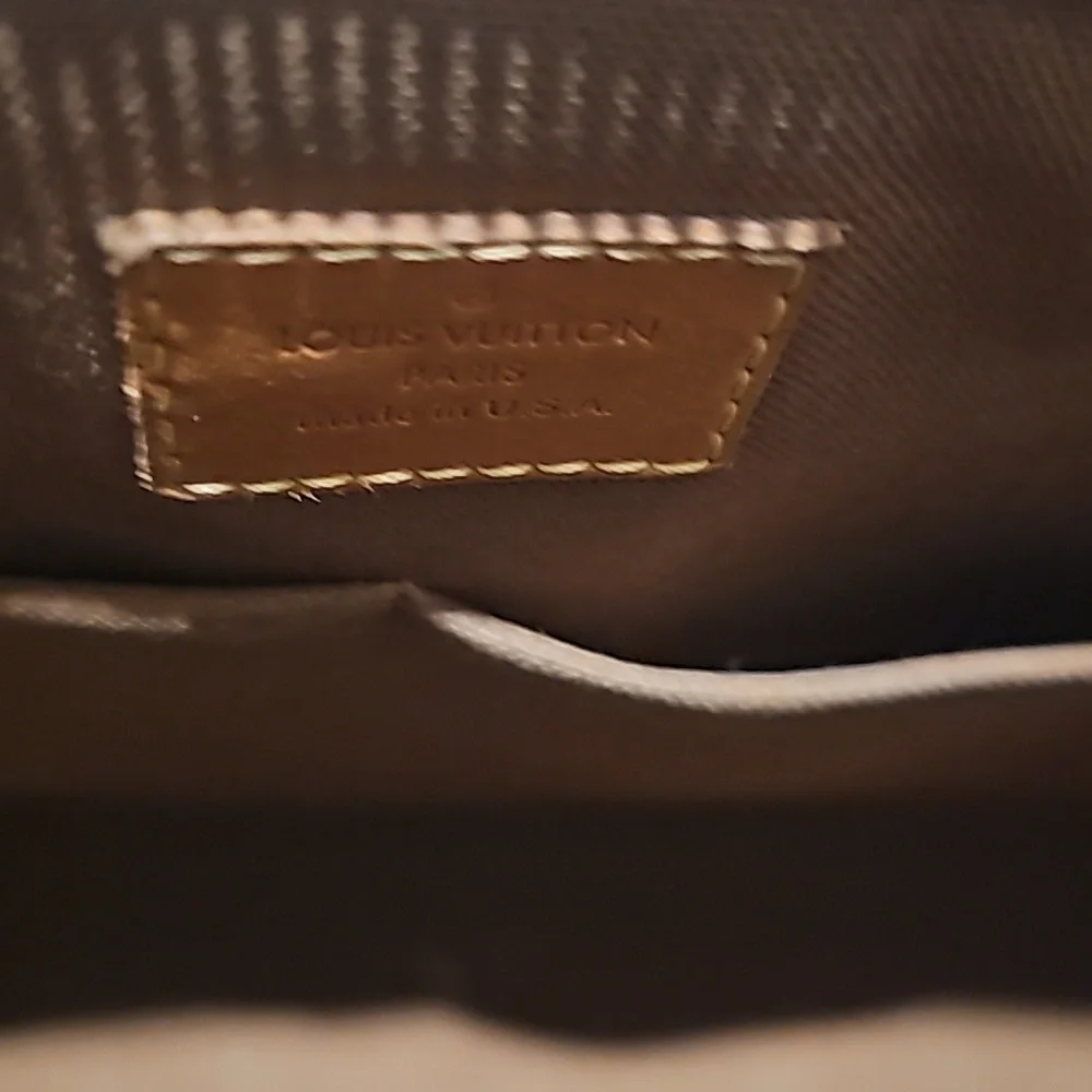 Authentic Louis Vuitton Tivoli PM Bag - Picture 4 of 16
